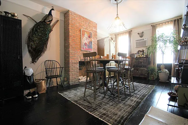 Rented by Bold New York | media 7