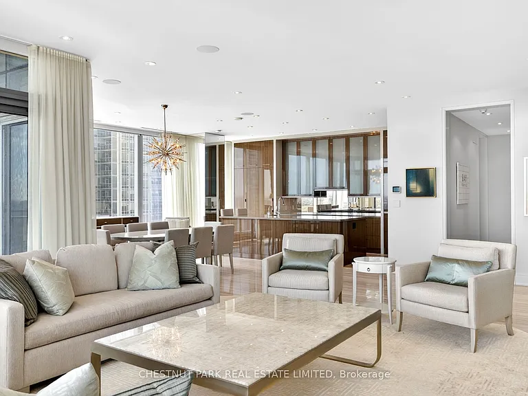 50 Yorkville Ave #4702 — Photo 5