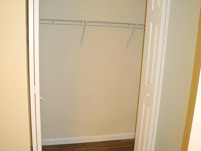 35 S Potomac St #4 — Photo 18