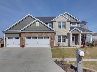 4810 Vahalla Dr, Champaign, IL