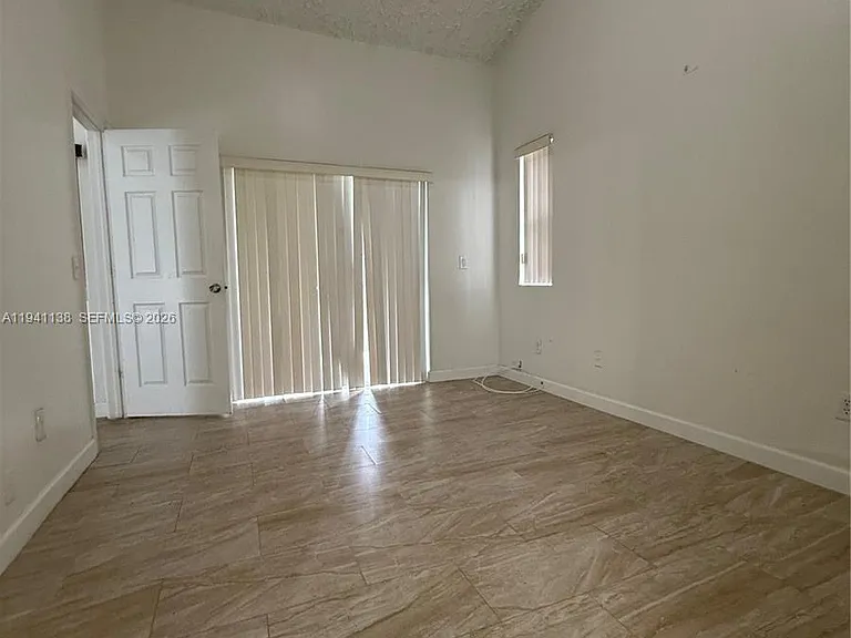 13628 SW 287th Ln — Photo 6