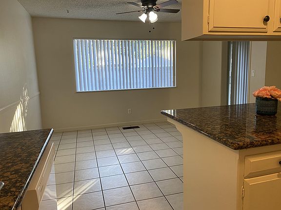 3rd image of 2212 Vera Cruz Dr #1