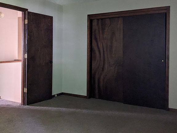 5th image of 4322 Jarboe St
