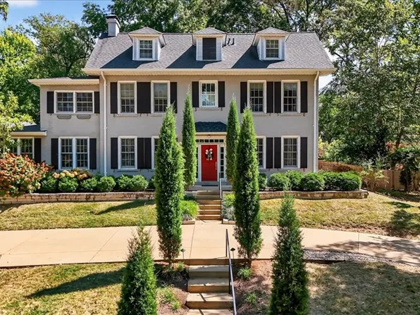 494 W Lockwood Ave, Saint Louis, MO 63119