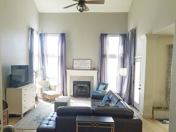4th image of 2722 Lilac Ct
