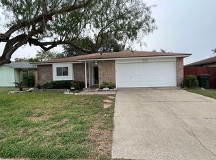 2118 Meadowgrove Dr, Corpus Christi, TX 78414
