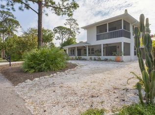 8481 Bay Breeze Ln, Sarasota, FL 34243