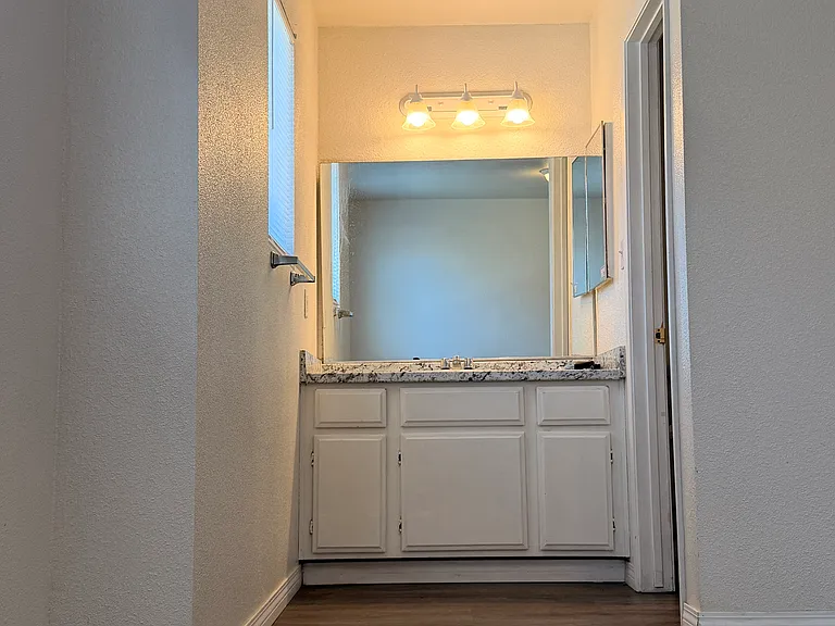 3217 Fortier St #D — Photo 8