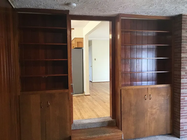 5299 N Harvard St — Photo 11