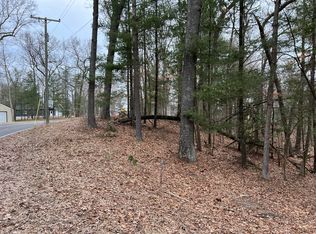 1645 E Hess Lake Dr, Grant, MI 49327