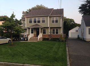 25 Saint George Pl, Keyport, NJ 07735
