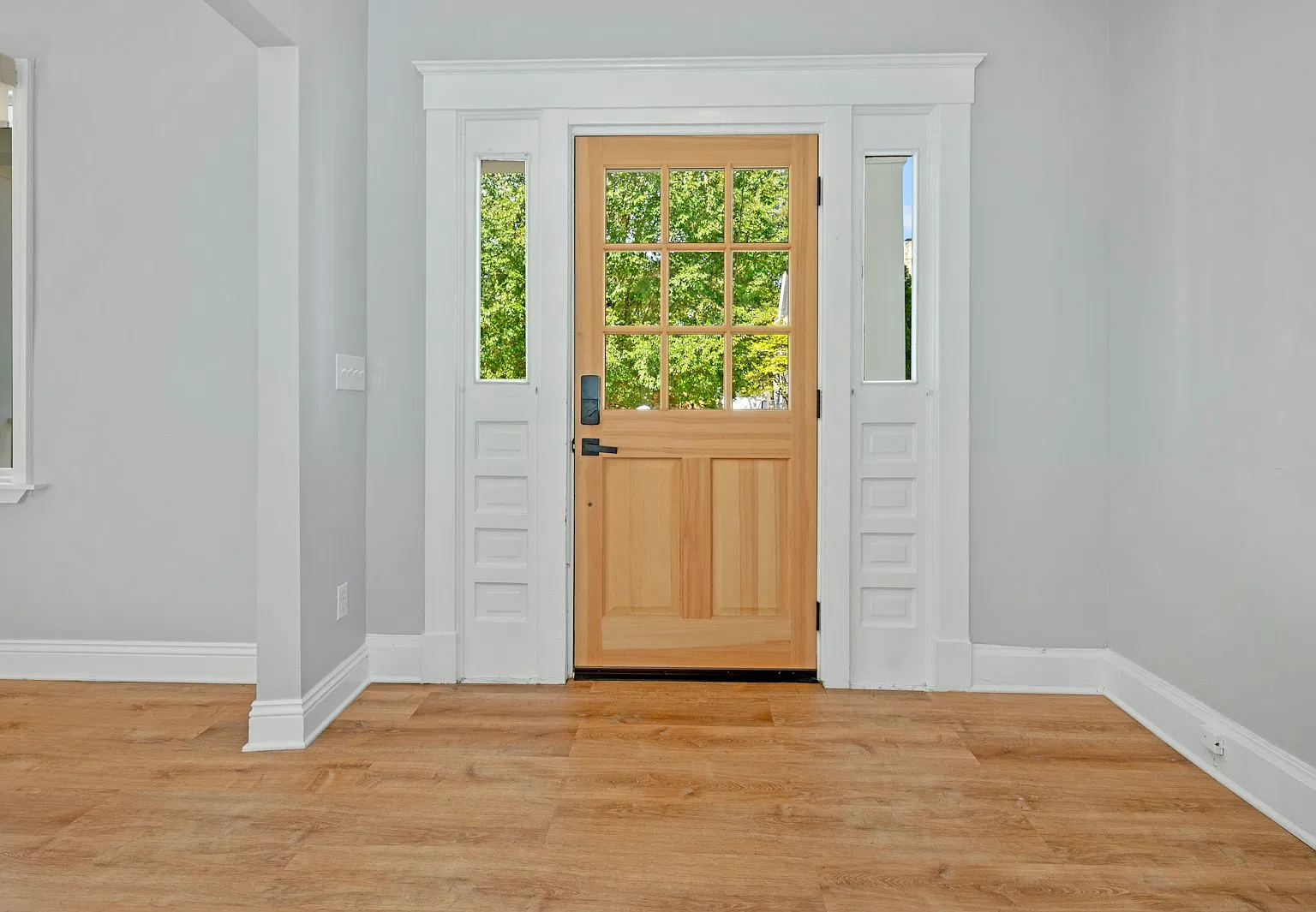 3722 Drake Avenue — Photo 4