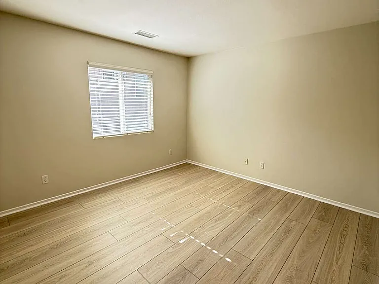 6446 Alexandri Cir — Photo 16