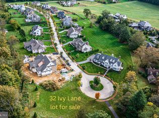 32 Ivy Ln, Villanova, PA 19085