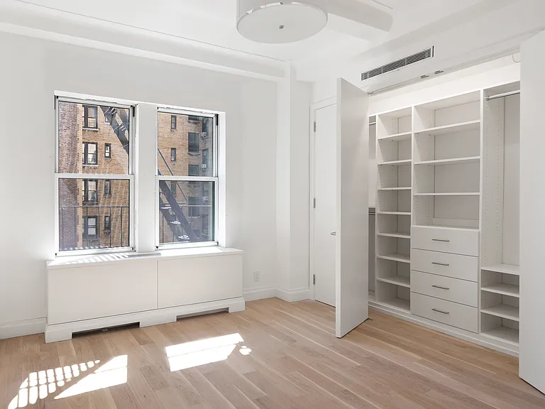 215 W 88th St #7B — Photo 4