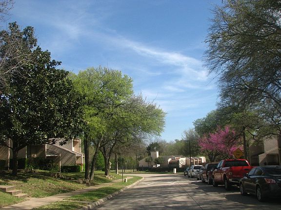 5th image of 515 Valley Park Dr