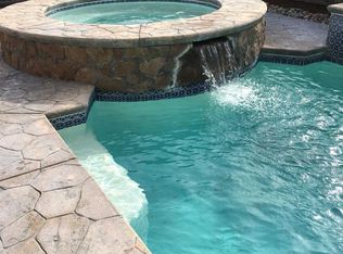 423 Summer Ln, Tracy, CA