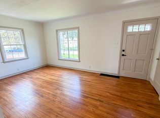 801 15th Ave SW, Cedar Rapids, IA 52404
