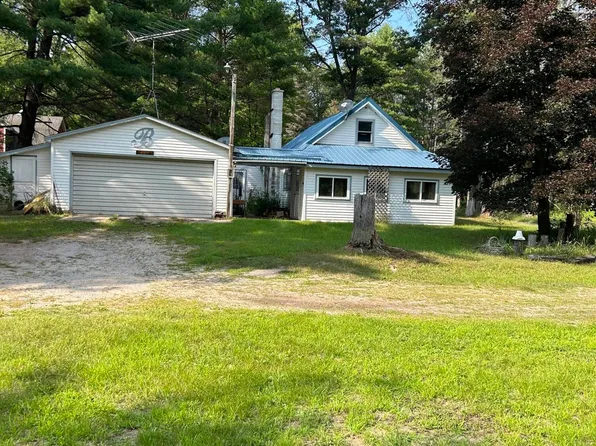 660 Ivy Ln, Marion, MI 49665