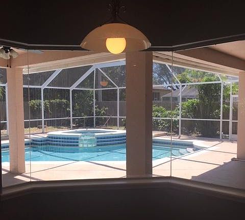 2nd image of 7924 Bridgestone Dr