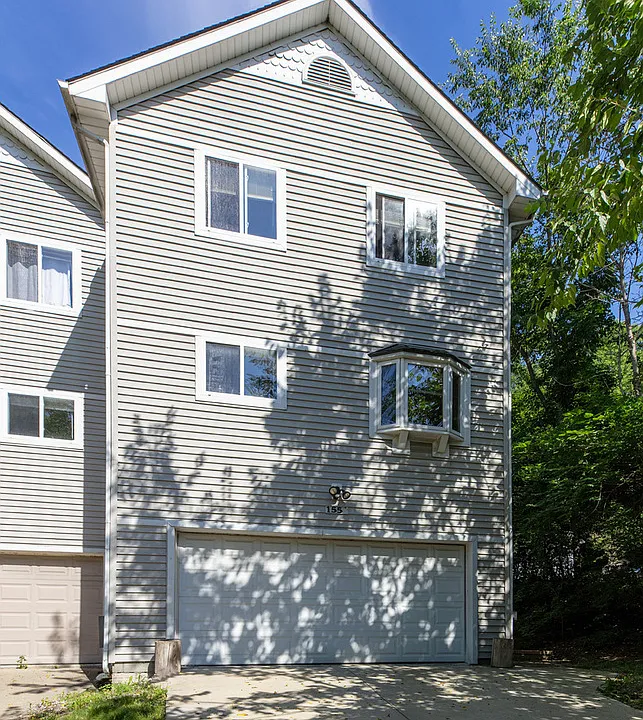 1552 Jones Dr #1552-1