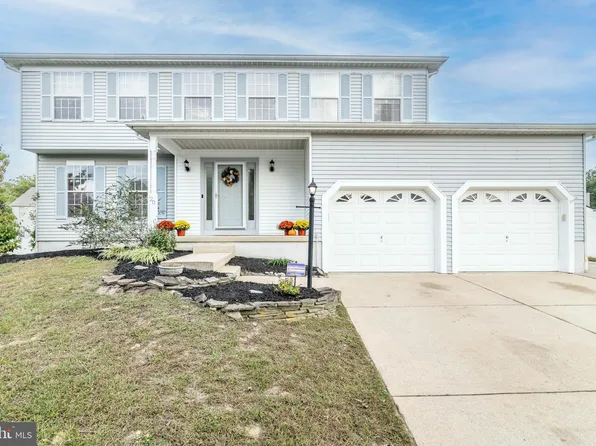 20 Billingsport Dr, Sicklerville, NJ 08081