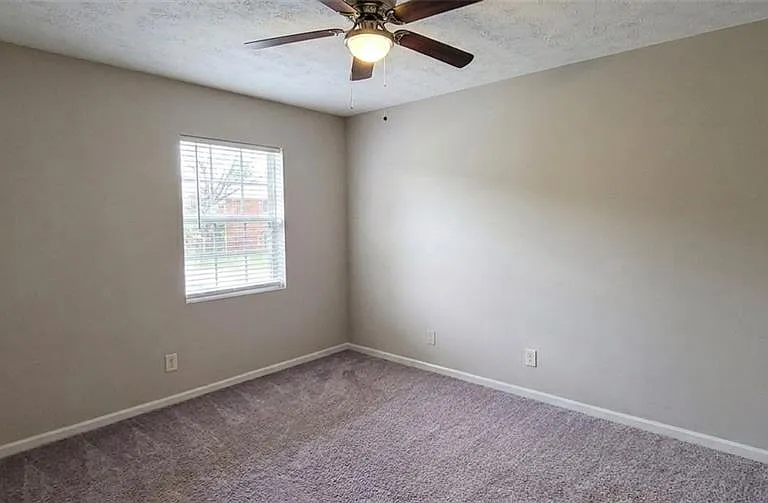 147 Northdale Pl — Photo 10