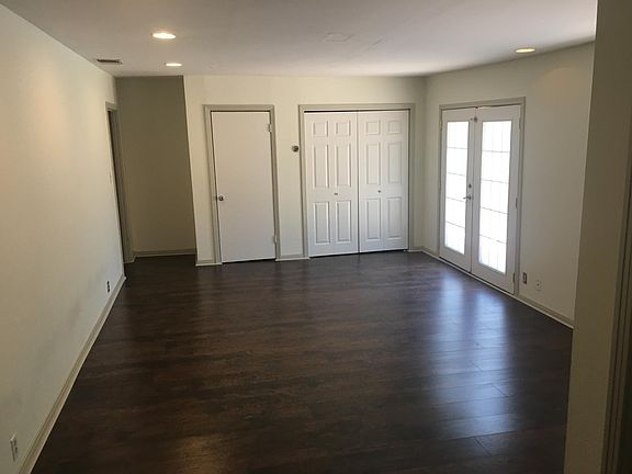 2nd image of 111 Pleasant Dr