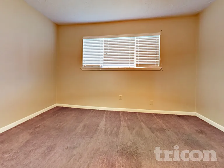 1838 Turtle Creek Dr — Photo 12