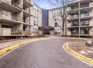 6730 Vernon Ave S APT 119, Minneapolis, MN 55436