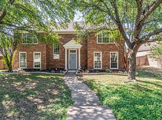 5148 Golden Ln, Fort Worth, TX 76123