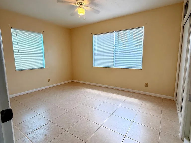 3231 SE Monte Vista St — Photo 16