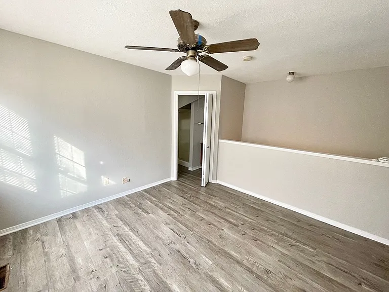 3825 Kimberly Dr — Photo 9