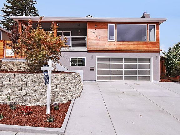 2nd image of 1312 Vista Grande