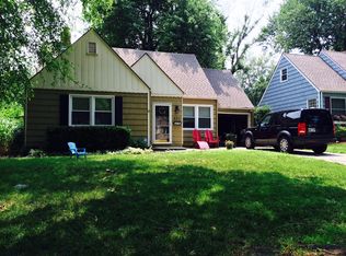 4311 W 70th St, Prairie Village, KS 66208