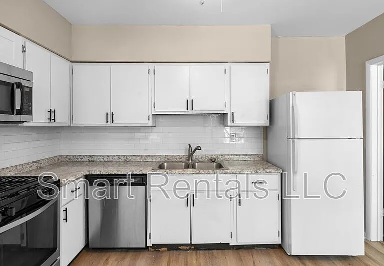 3619 Commonwealth Ave #1F — Photo 6