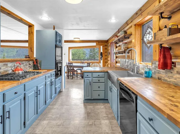 3185 Pioneer Ave, Juneau, AK 99801