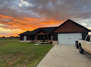 4930 Meadow Dr, Guthrie, OK 73044