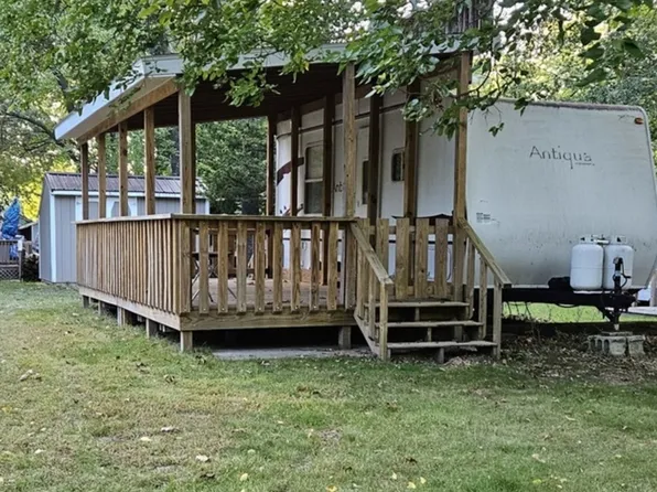 5/138 Woodhaven Lakes, Sublette, IL 61367