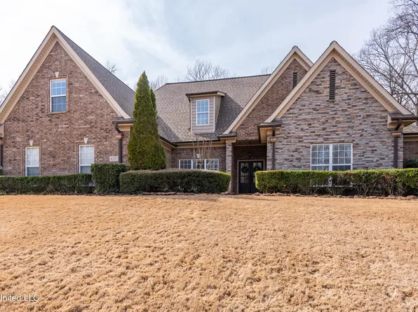 4371 Dickens Place Dr, Southaven, MS 38671