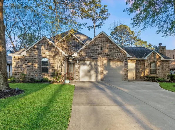 199 Springs Edge Dr, Montgomery, TX 77356