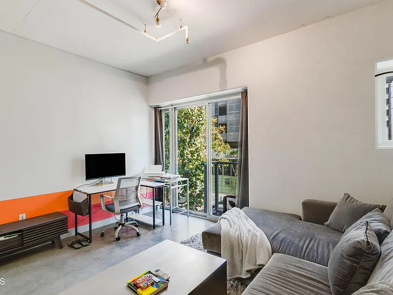 645 W 9th St #221 — Photo 5