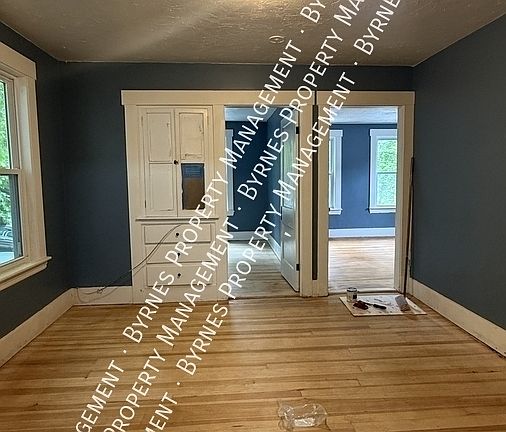 5th image of 117 Everett St #123