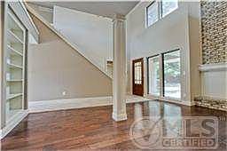 4th image of 204 Canyon Valley Dr