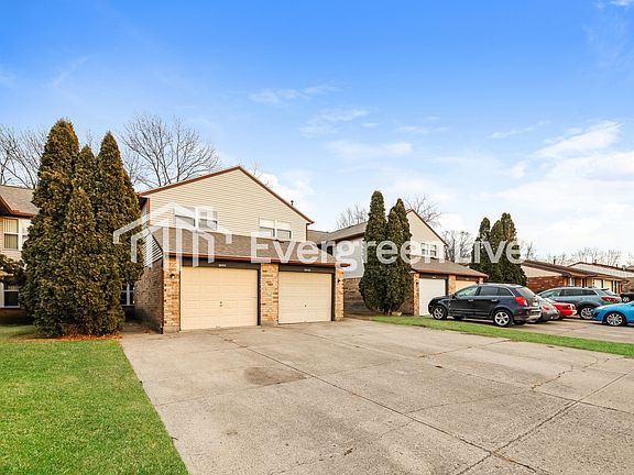 2nd image of 9440 Arboridge Ln