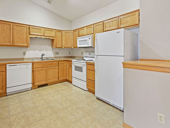 2nd image of 15641 82nd St NE