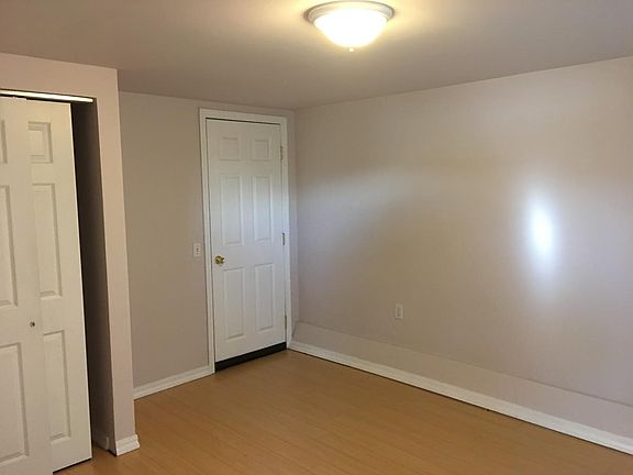 3rd image of 1123 Southgate Ave Lowr #