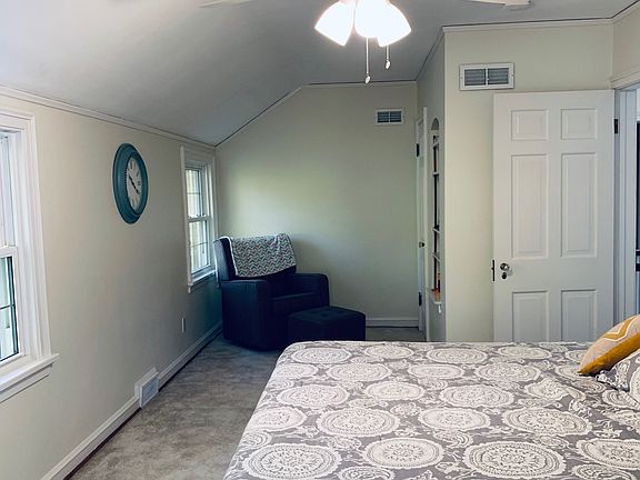 Large Upstairs Bedroom