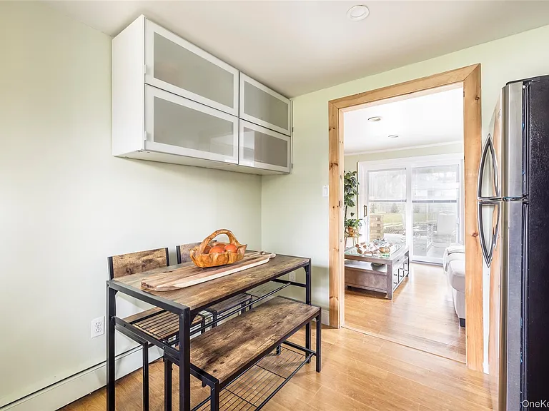 8 Westerly Ct — Photo 19