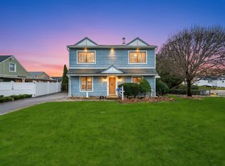 (Undisclosed Address), Levittown, NY 11756